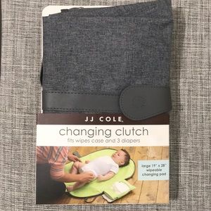 Brand new JJ Cole changing pad clutch